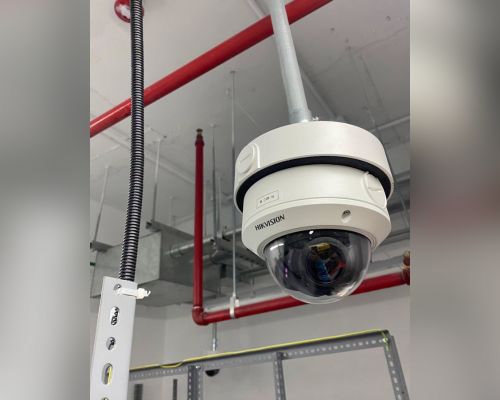 Cámara de videovigilancia instalada por Zarace